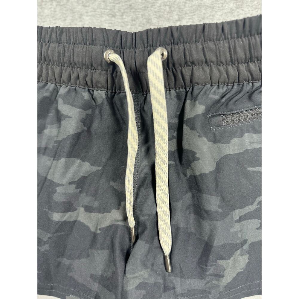Vuori Clementine 2.0 Short Women's XS/S Black Camo Running Built-In Liner - Picture 4 of 6